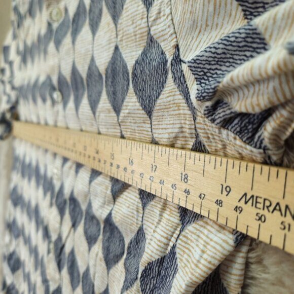 Club Monaco Shirt Geometric Pattern Casual Short Sleeve Button-Up Cotton Size S - Picture 4 of 10